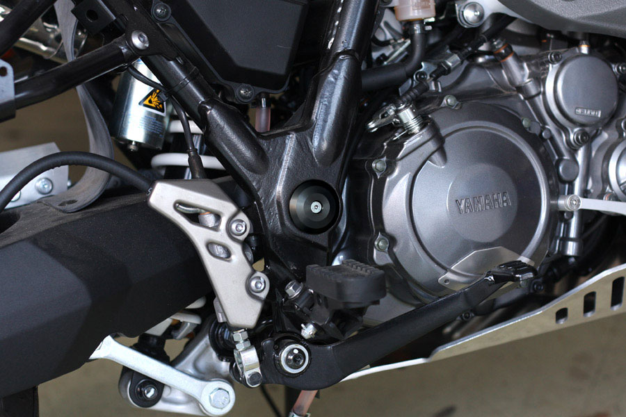 Schwingenlager und Rahmen Deckel Yamaha XT-660Z Tenere