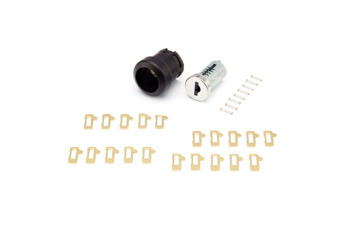 One Key Lock Yamaha Aluminium panniers