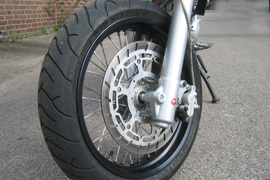 Brake disc 320mm incl. Adapter Yamaha TT-600R/RE