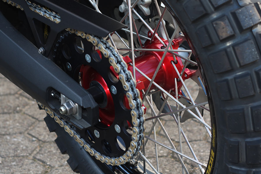 Excel Rear Wheel with machined hub 2.50x17, Yamaha XT-660R - XT-660Z Tenere